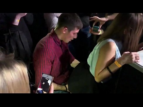 ❤️ Tunay na sex sa isang Russian nightclub. Ang 18-taong-gulang na batang babae na Ruso sa anus at puki ay nakipagkamay sa isang nightclub ❤️❌ Porno sa tl.pornmega-com.ru ❌️❤